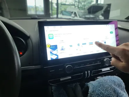 포르세 카이엔 안드로이드 올인원 네비 시원하게 보세요.