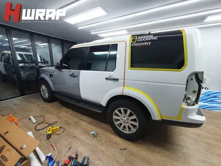 랜드로버 디스커버리4 에이버리 락그레이 시멘트 공구리 전체랩핑 시흥랩핑 에이치랩(hwrap) / 부천 소사구 송내동