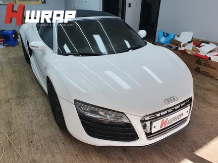 아우디 R8 스파이더 에이버리 다크옐로우 부천래핑 에이치랩 / 부천 소사구 송내동