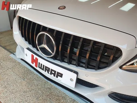 벤츠 W205 C클래스 유광그레이 크레용 색상으로 전체랩핑 / 부천 소사구 송내동
