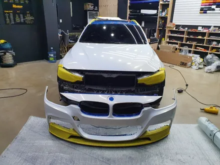 부천전체랩핑 전문업체 에이치랩 BMW 3시리즈 320d m퍼포먼스 데칼 시공 / 부천 소사구 송내동