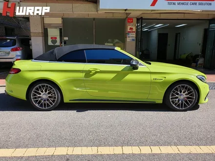 벤츠전체랩핑 c63카브리올레 에이버리 라임그린 에이치랩(hwrap) / 부천 소사구 송내동