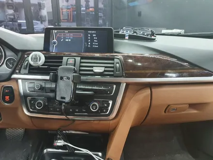 부천실내랩핑 전문업체 에이치랩 BMW F30 320d 블랙브러쉬 시공 / 부천 소사구 송내동