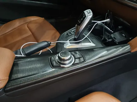 부천실내랩핑 전문업체 에이치랩 BMW F30 320d 블랙브러쉬 시공 / 부천 소사구 송내동