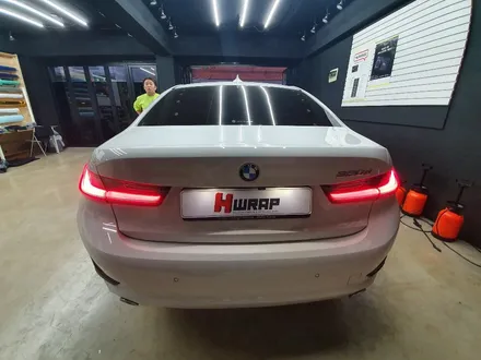 부천루프스킨 전문업체 에이치랩 BMW G20 M퍼포먼스 데칼 시공 / 부천 소사구 송내동