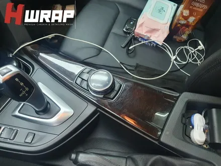 BMW F30 3시리즈 부천실내래핑 전문 에이치랩(Hwrap) / 부천 소사구 송내동