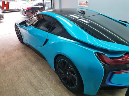 bmw i8 쿠페 스카이블루 자동차랩핑제거 에이치랩(hwrap) / 부천 소사구 송내동