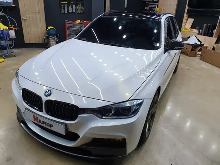 부천전체랩핑 전문업체 에이치랩 BMW 3시리즈 320d m퍼포먼스 데칼 시공 / 부천 소사구 송내동
