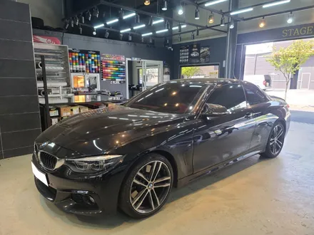 하남 자동차랩핑, BMW 4시리즈 컨버터블 샤틴뱀파이어레드로 풀시공! / 하남 하산곡동