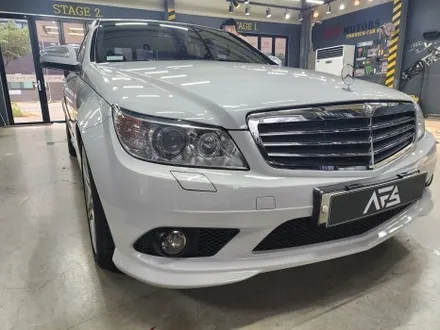 벤츠 08년식 C350 하이그로시 필름으로 전체랩핑 시공 미사 랩핑전문 니드 포 스피드 하남 / 하남 하산곡동