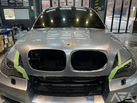 니드포스피드 하남 자체 필름 생산 BMW X6 하이그로시 필름 전체랩핑 / 하남 하산곡동