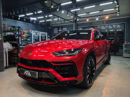 슈퍼카 우루스(URUS)  / 택랩(TECKWRAP)랩핑 풀시공 / 블러드레드 / 캔디레드 / 하남 하산곡동