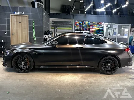 [경기광주] AMG C63S 전체랩핑 / 크롬죽이기 / 블랙무광 휠 도색 시공하러 니드포스피드 하남에 입고되어 변신!! / 하남 하산곡동