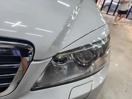 벤츠 08년식 C350 하이그로시 필름으로 전체랩핑 시공 미사 랩핑전문 니드 포 스피드 하남 / 하남 하산곡동