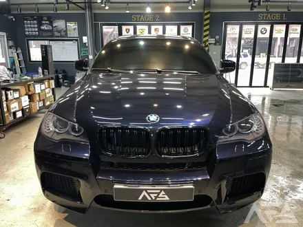 니드포스피드 하남 자체 필름 생산 BMW X6 하이그로시 필름 전체랩핑 / 하남 하산곡동