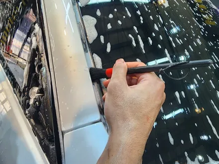 하남 미사 고객님의 BMW X5 M 하이그로시 그레이 색상의 필름으로 전체랩핑 시공 / 하남 하산곡동