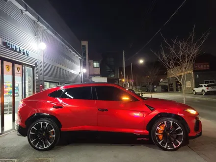 슈퍼카 우루스(URUS)  / 택랩(TECKWRAP)랩핑 풀시공 / 블러드레드 / 캔디레드 / 하남 하산곡동