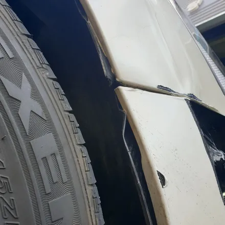 전체랩핑 되어있는 그랜져HG,접촉사고로 보험수리 판금도색과 화이트펄랩핑 재시공! / 하남 하산곡동