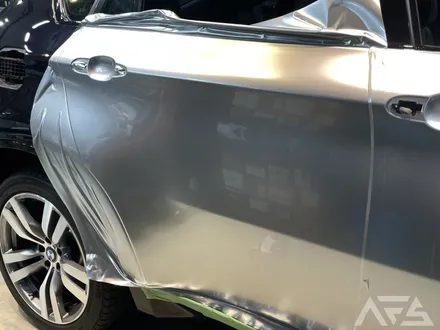 니드포스피드 하남 자체 필름 생산 BMW X6 하이그로시 필름 전체랩핑 / 하남 하산곡동