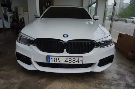 스킨게러지 + BMW 크롬몰딩랩핑 + BMW크롬랩핑 + 크롬블랙 + G30엠퍼포먼스데칼 + BMW G30랩핑 + 전체랩핑 + WRAP / 성남시 분당구 동원동