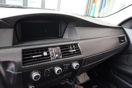 SKIN GARAGE + BMW실내랩핑 +BMW5시리즈실내랩핑 + 실내카본랩핑 + BMW카본랩핑 / 성남시 분당구 동원동