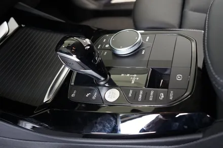 SKIN GARAGE + BMW X3 실내랩핑 + X3 크롬딜리트 + BMW 실내랩핑 + 크롬죽이기 + 하이글로시 죽이기 / 성남시 분당구 동원동