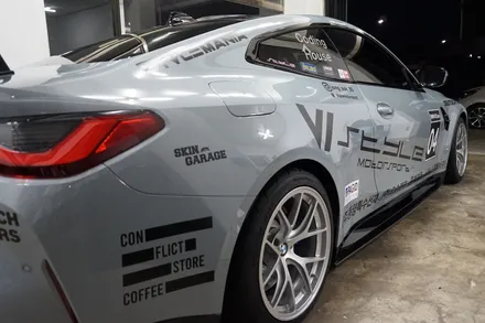 스킨게러지 + BMW M4 데칼 + CJ레이싱 스폰서데칼 + 스타일모터스포츠 + M4데칼 / 성남시 분당구 동원동