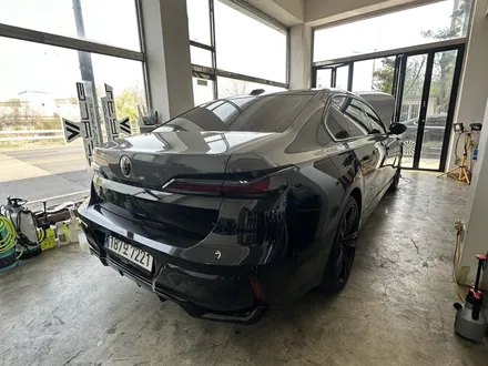 BMW7랩핑 #BMW7듀오톤 #바디랩핑 #차량바디안쪽랩핑 #BMW전체랩핑 / 성남시 분당구 동원동