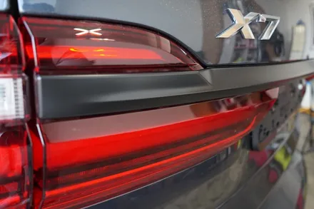 스킨게러지 + BMW X7크롬딜리트 + BMW크롬죽이기 + 크롬딜리트 + 크롬딜리트랩핑 + 크롬랩핑 + 크롬죽이기 / 성남시 분당구 동원동