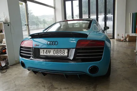 SKIN GARAGE  #아우디R8랩핑 #아우디R8범퍼랩핑 #아우디사고랩핑 #R8랩핑 #R8전체랩핑 / 성남시 분당구 동원동
