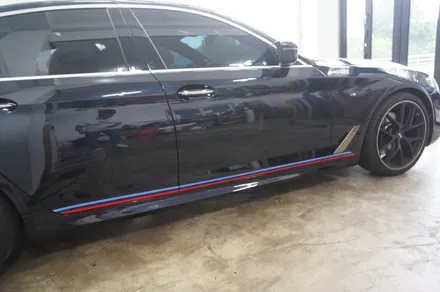 스킨게러지 + BMW데칼 + M데칼 + G30크롬랩핑 + 크롬죽이기 + BMW랩핑 + 키드니그릴랩핑 + BMW그릴랩핑 / 성남시 분당구 동원동