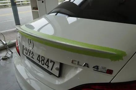 SKIN GARAGE + CLA45AMG + 벤츠CLA45AMG + 벤츠포인트랩핑 + 벤츠스포일러랩핑 + 부분랩핑 + 블랙유광랩핑 + / 성남시 분당구 동원동