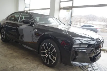 스킨게러지 #BMW THE7 크롬딜리트 #BMW7시리즈 크롬죽이기 #BMW크롬딜리트 #BMW크롬죽이기 / 성남시 분당구 동원동