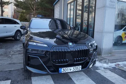 BMW 7 크롬딜리트 #BMW THE7 랩핑 #BMW 크롬딜리트 #7시리즈 크롬딜리트 #BMW 7 크롬죽이기 / 성남시 분당구 동원동