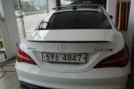 SKIN GARAGE + CLA45AMG + 벤츠CLA45AMG + 벤츠포인트랩핑 + 벤츠스포일러랩핑 + 부분랩핑 + 블랙유광랩핑 + / 성남시 분당구 동원동