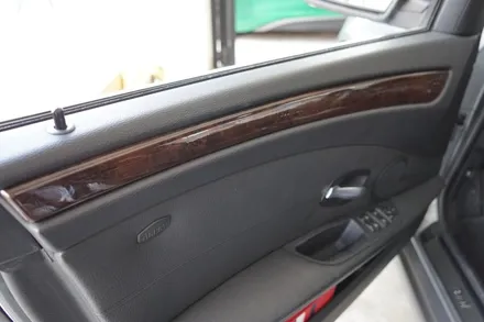 SKIN GARAGE + BMW실내랩핑 +BMW5시리즈실내랩핑 + 실내카본랩핑 + BMW카본랩핑 / 성남시 분당구 동원동