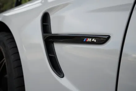 스킨게러지 + BMW M4전체랩핑 + M4전체랩핑 + M4랩핑 + 카본루프PPF + BMW 전체랩핑 + 에이버리그레이 + PPF + 카스킨 / 성남시 분당구 동원동