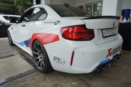 스킨게러지 + BMW M2데칼 + M2 컴페티션데칼 + M2데칼 + M데칼 + BMW정품데칼 + 베이직퍼포먼스M2 / 성남시 분당구 동원동