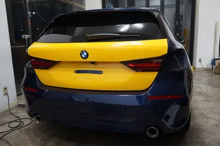 스킨게러지 + BMW 118전체랩핑 + F40전체랩핑 + BMW전체랩핑 + 수입차전체랩핑 + 자동차전체랩핑 + 에이저리다크엘로우 / 성남시 분당구 동원동