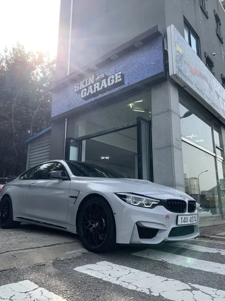 스킨게러지 + BMW M4전체랩핑 + M4전체랩핑 + M4랩핑 + 카본루프PPF + BMW 전체랩핑 + 에이버리그레이 + PPF + 카스킨 / 성남시 분당구 동원동