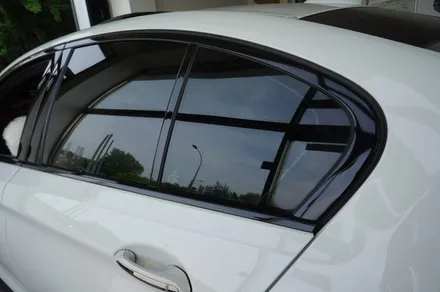 스킨게러지 + BMW 크롬몰딩랩핑 + BMW크롬랩핑 + 크롬블랙 + G30엠퍼포먼스데칼 + BMW G30랩핑 + 전체랩핑 + WRAP / 성남시 분당구 동원동