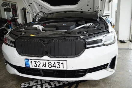 BMW G30 크롬딜리트 + BMW G30 실내랩핑 + 크롬죽이기 + 하이글로시죽이기 + G30랩핑 + G30 크롬딜리트 / 성남시 분당구 동원동