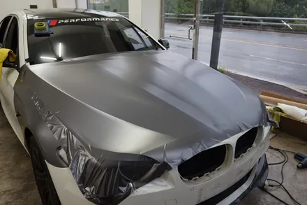 스킨게러지 + BMW F10 전체랩핑 + BMW전체랩핑 + 3M 사틴다크그레이 + 3M SATIN DARK GREY  + BMW데칼 + F10데칼 / 성남시 분당구 동원동