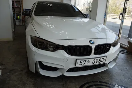 스킨게러지 + BMW M4 라이트필름 + BMW라이트필름 + 스모그필름 + 라이트톤다운필름 + BMW라이트PPF + 라이트PPF / 성남시 분당구 동원동