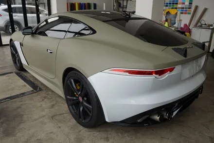 스킨게러지 + 재규어F-TYPE전체랩핑 + 에프타입전체랩핑 + 재규어전체랩핑 + JAGUAR F-TYPE 랩핑 + 메트카키그린 + 자동차전체랩핑 + 전체카스킨 / 성남시 분당구 동원동