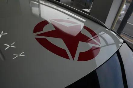 스킨게러지 + 티볼리 스트라이프 + 티볼리데칼 + 쌍용티볼리데칼 + 스트라이프데칼 + 자동차데칼 / 성남시 분당구 동원동
