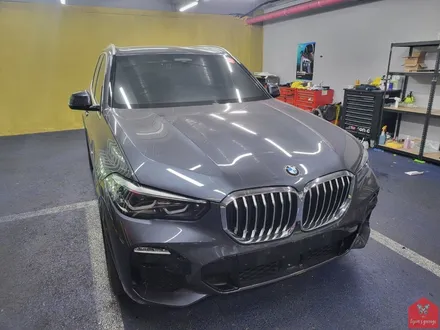 깨끗하게 맑게 자신 있게! 부산랩핑 전문샵 현스게러지 BMW X5 화이트펄 전체랩핑 시공 소개 / 부산 강서구 명지동