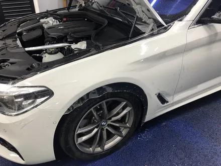 <부산랩핑,부산ppf,부산자동차랩핑>BMW g30 5시리즈 ppf 프론트패키지, 크롬죽이기 그릴,몰딩 부분랩핑, 실내랩핑 / 부산 강서구 명지동
