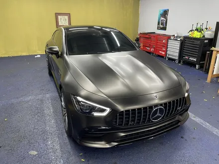 <부산랩핑,부산ppf,부산자동차랩핑>벤츠 AMG GT 사틴골드더스트블랙 전체랩핑 및 실내랩핑, 크롬죽이기, 라이트 필름 / 부산 강서구 명지동