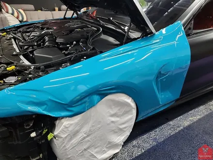 부산랩핑 전문점 현스게러지 BMW M8 쿠페 컴페티션 이노즈텍 마이애미 블루 전체랩핑 시공 소개 / 부산 강서구 명지동